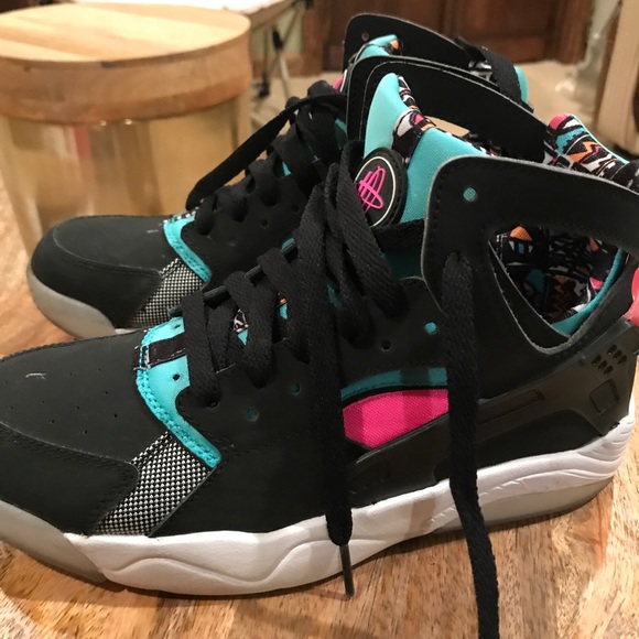 Host Pick Multi Color Huaraches - Picture 3 of 3